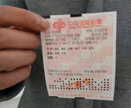 对方暗骂一句，脱口道：你刚才不是信誓旦旦的说一定没问题吗？王大龙无奈的说道：我也没想到会这样啊……现在这笔钱八成是拿不到手了，所以求求你帮帮忙，帮我把这辆车退了吧。